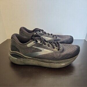 Brooks Ghost Max Triple Black Womens Sz8.5 Running Shoes
